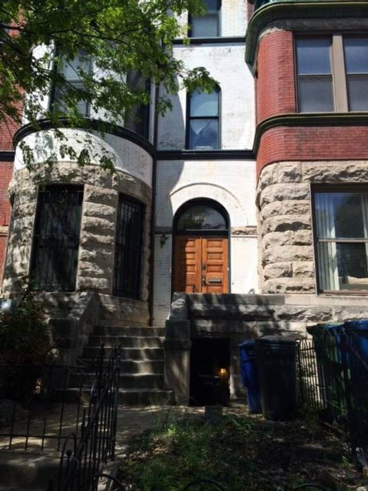 1538 17th St Nw Bsmt #BS - Photo 2 of 11