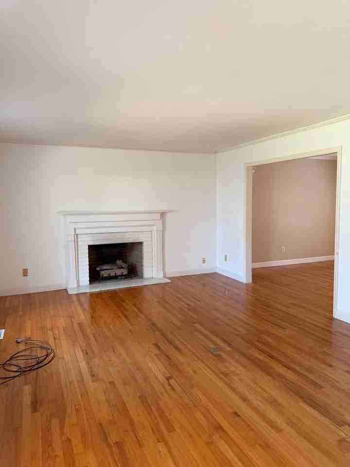 105 Demille Dr - Photo 3 of 31