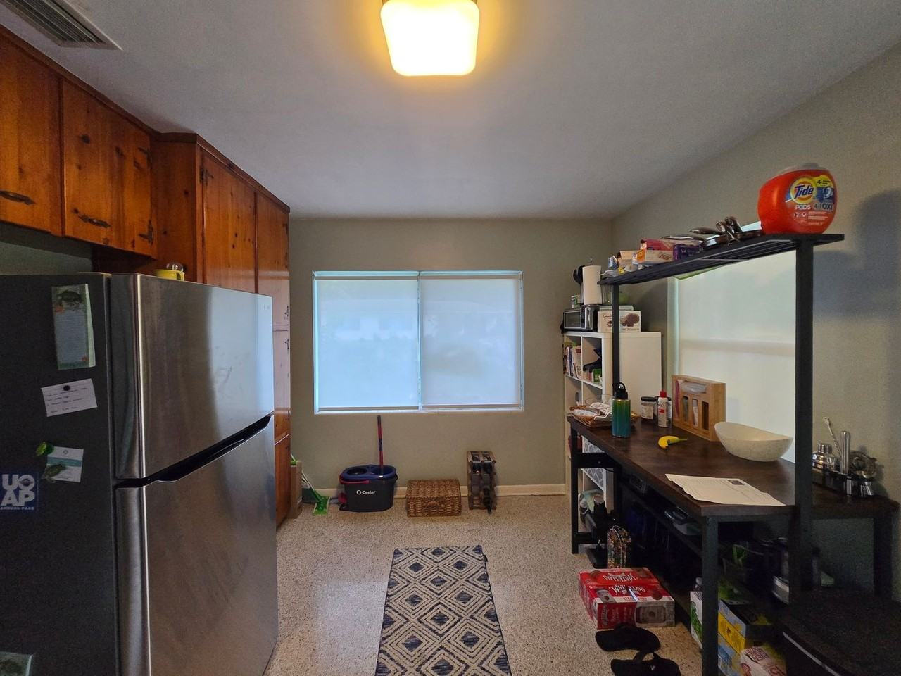931 Ne 6th Ave - Photo 7 of 22