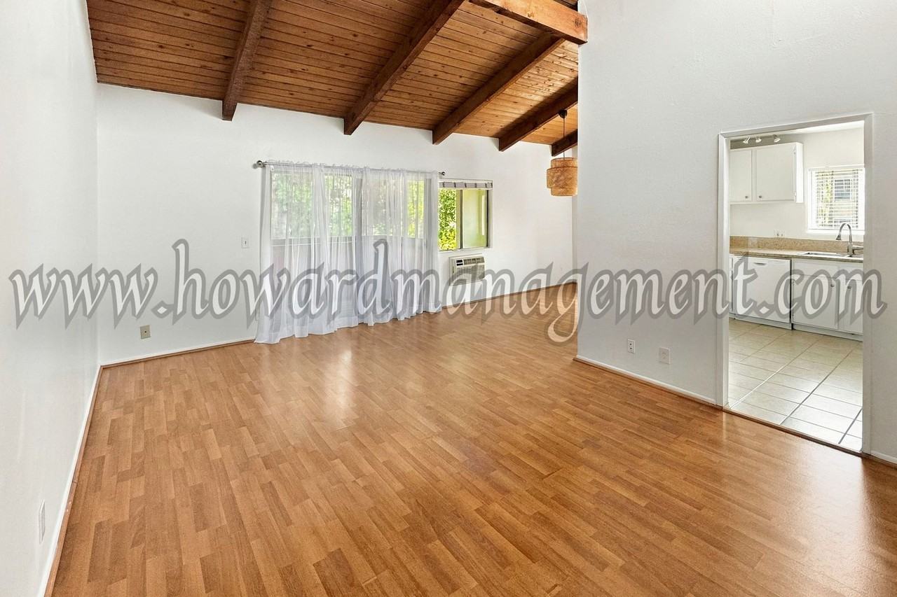 4915 Indian Wood Rd #600 - Photo 3 of 18