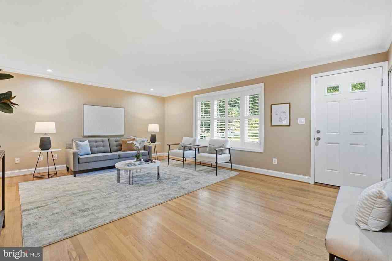 4513 Willet Dr - Photo 3 of 46