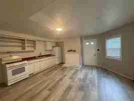 featured image of 1421 2nd Ave