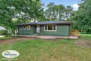 featured image of 2929 Hamlet Ave N