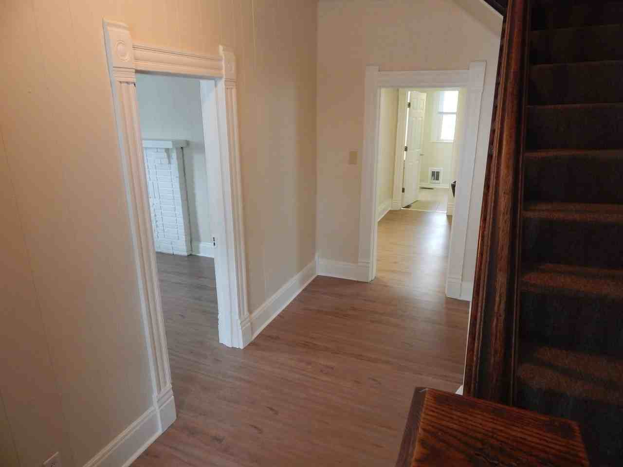 452 Melrose St - Photo 2 of 26