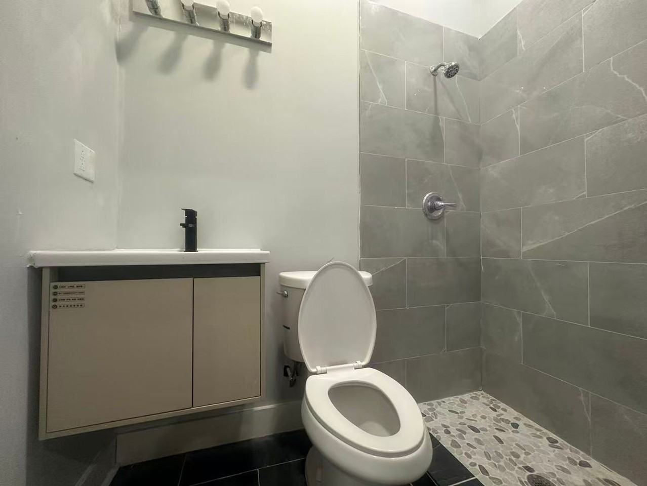 4629 Frankford Ave - Photo 4 of 14
