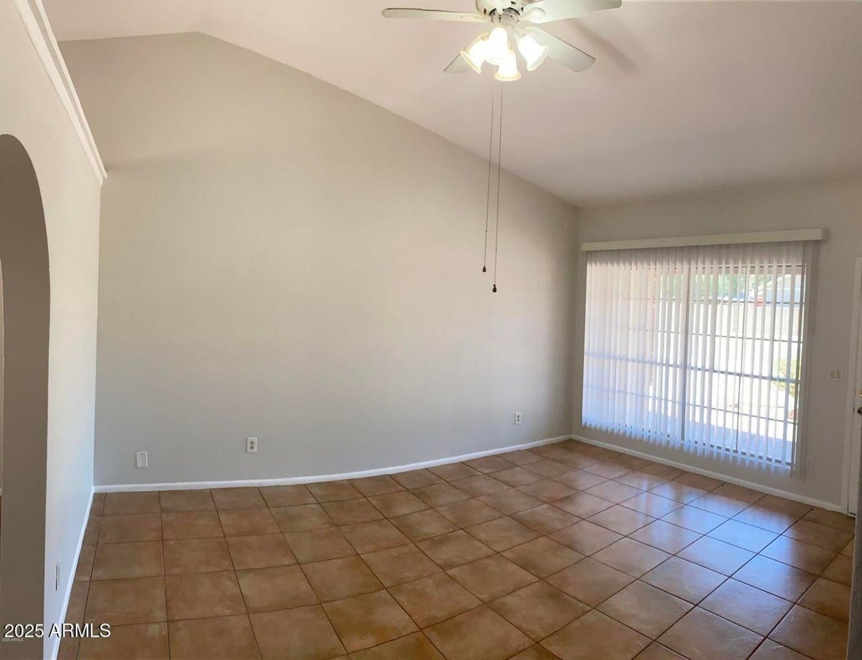 18239 N 38th Dr - Photo 7 of 25