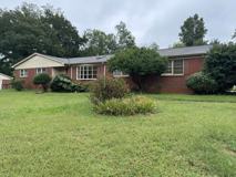 913 Surry Dr - Photo 1 of 1