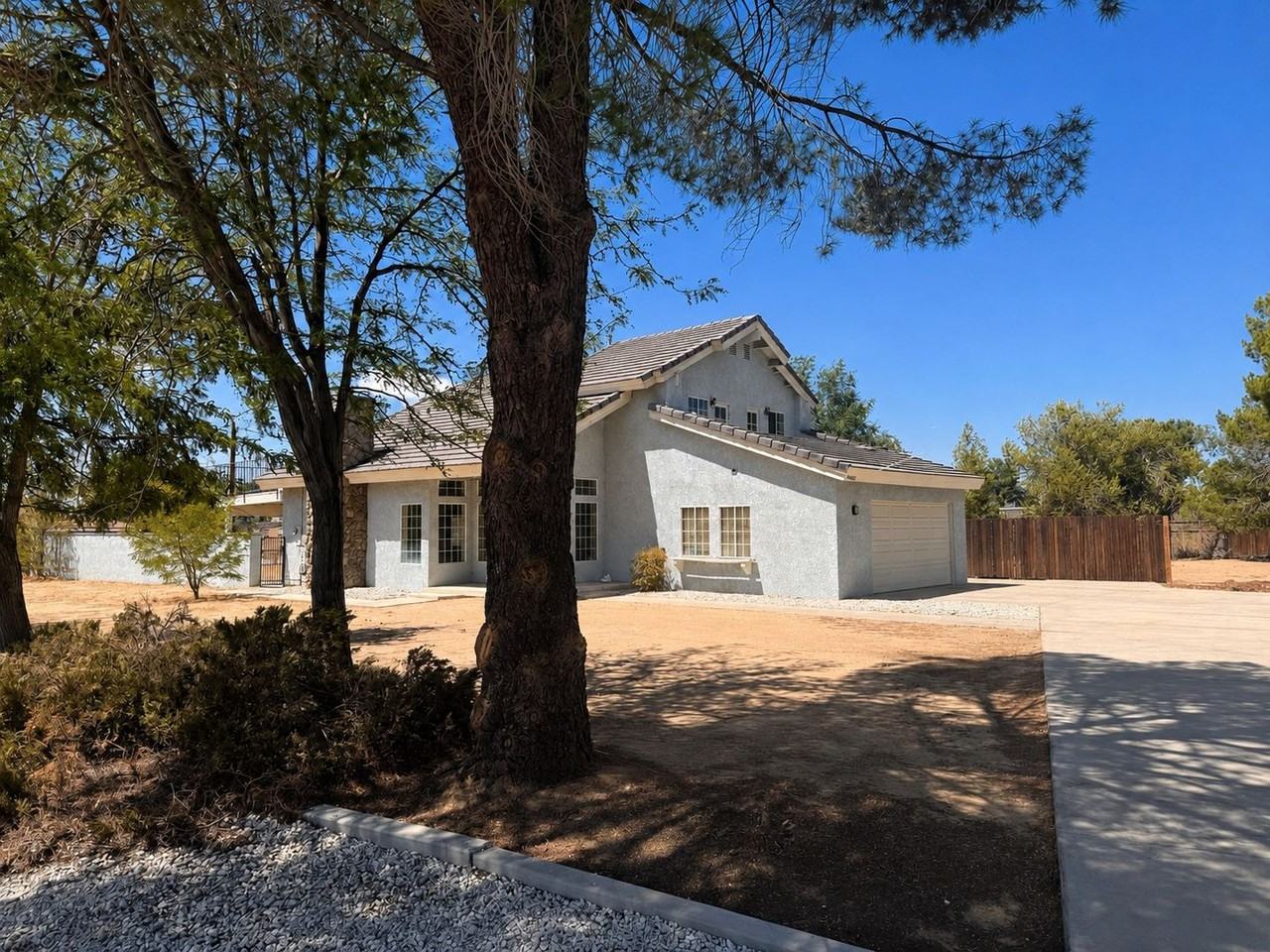 14260 Mandan Rd - Photo 4 of 13