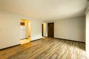 6917 Military Ave - Photo 1 of 1