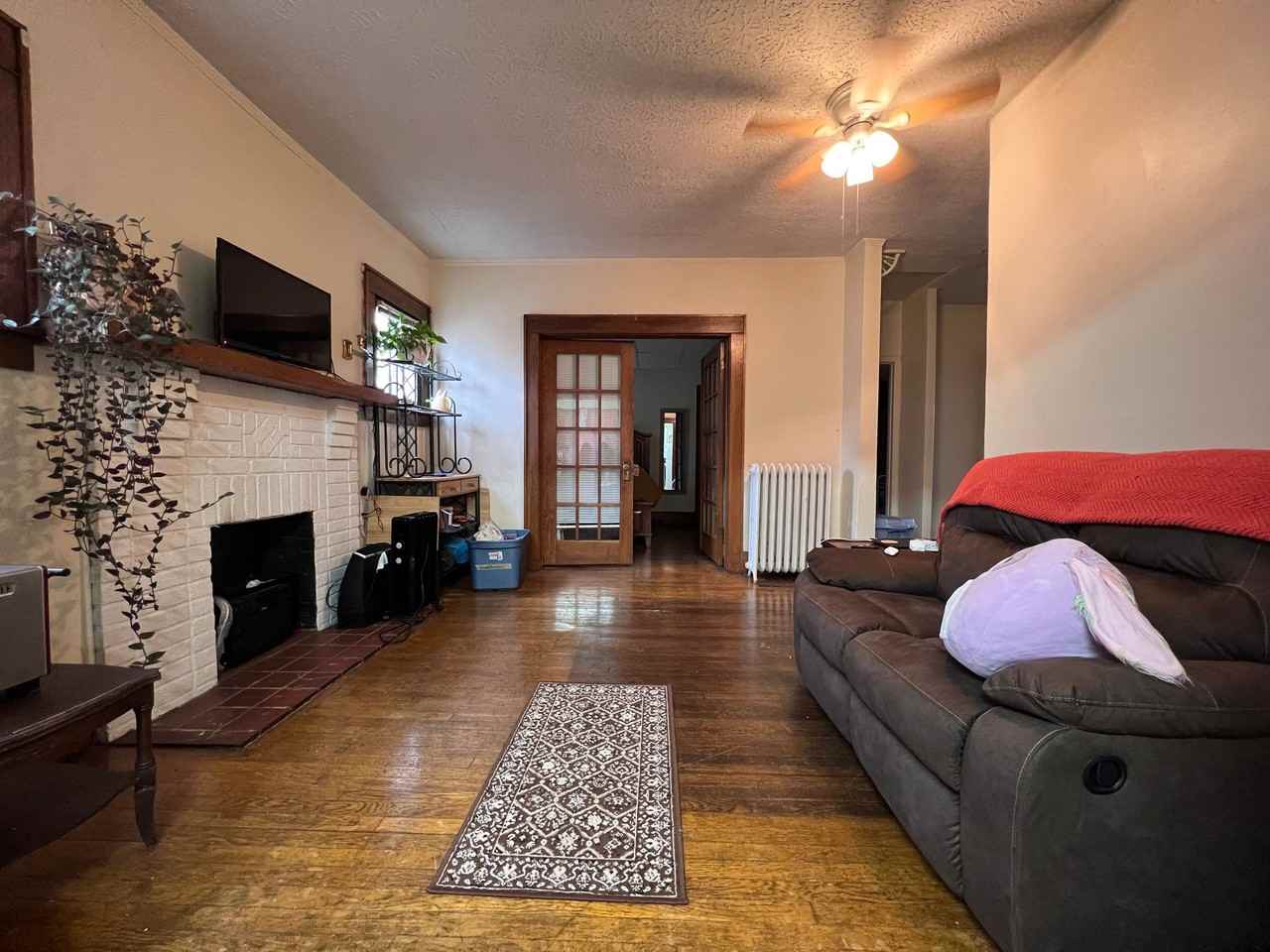 374 Forest Ave | 2 Bed and 3 Bed Options - Photo 4 of 44