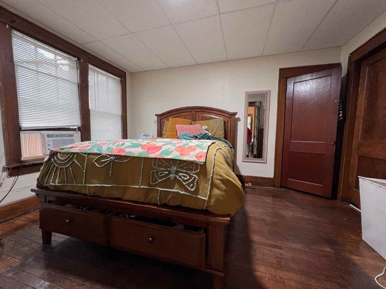374 Forest Ave | 2 Bed and 3 Bed Options - Photo 5 of 44
