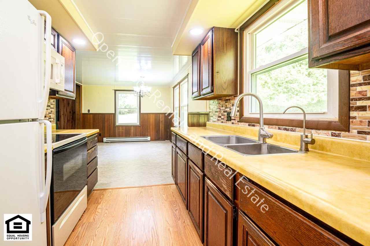 1561 County Line Rd - Photo 7 of 21