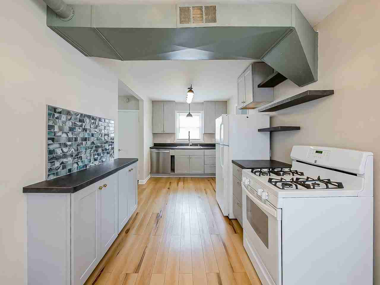 53 E Hudson Ave - Photo 5 of 50