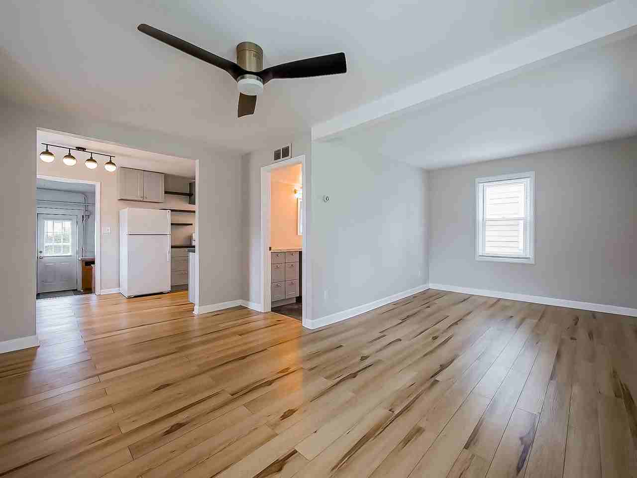 53 E Hudson Ave - Photo 6 of 50
