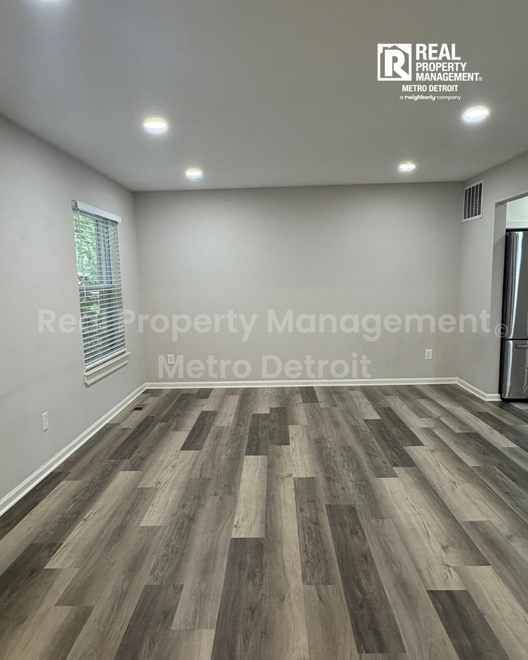 36515 Vicary Ln - Photo 5 of 34