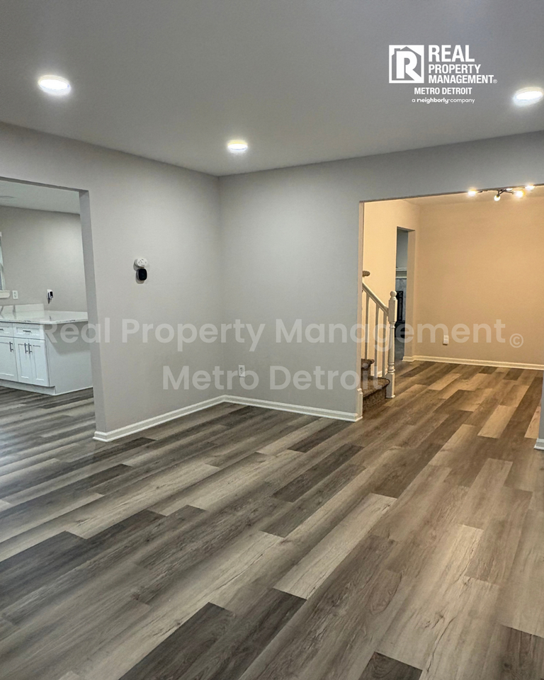 36515 Vicary Ln - Photo 6 of 34