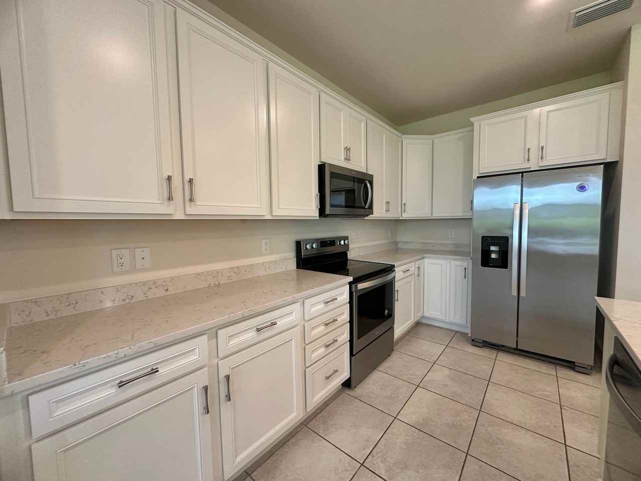 9074 Bexley Dr - Photo 7 of 37