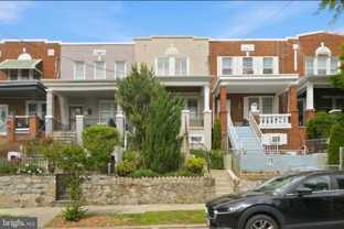 813 Delafield Pl Nw - Photo 1 of 1