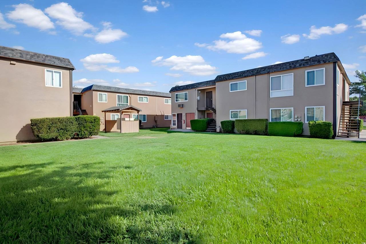 Mulberry Estates - Photo 2 of 10