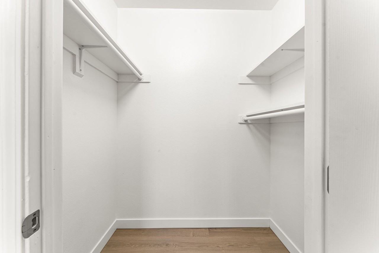 Applewood Manor Apartment Homes - Photo 7 of 50