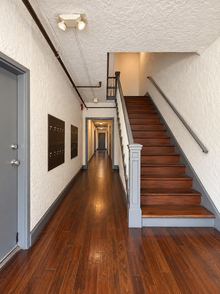 Historic Character, Modern Echo Park Living - Photo 7 of 11