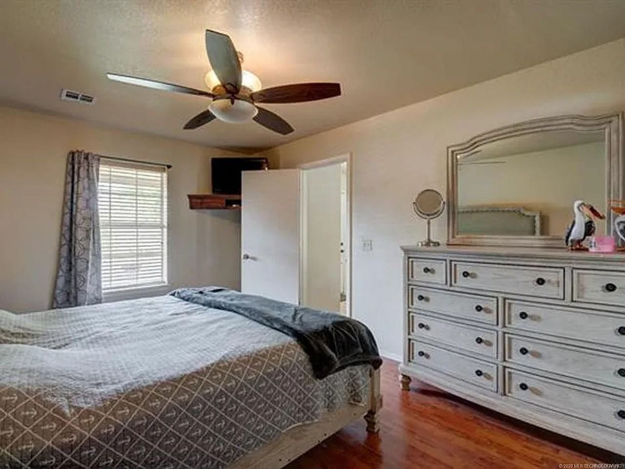 8215 N 121st East Ave - Photo 5 of 14