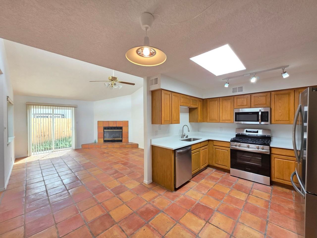 1504 Escondida Ct - Photo 5 of 24