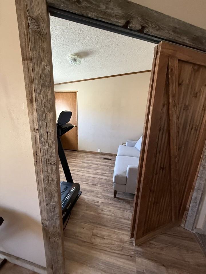 468 N Duck Springs Dr - Photo 5 of 15