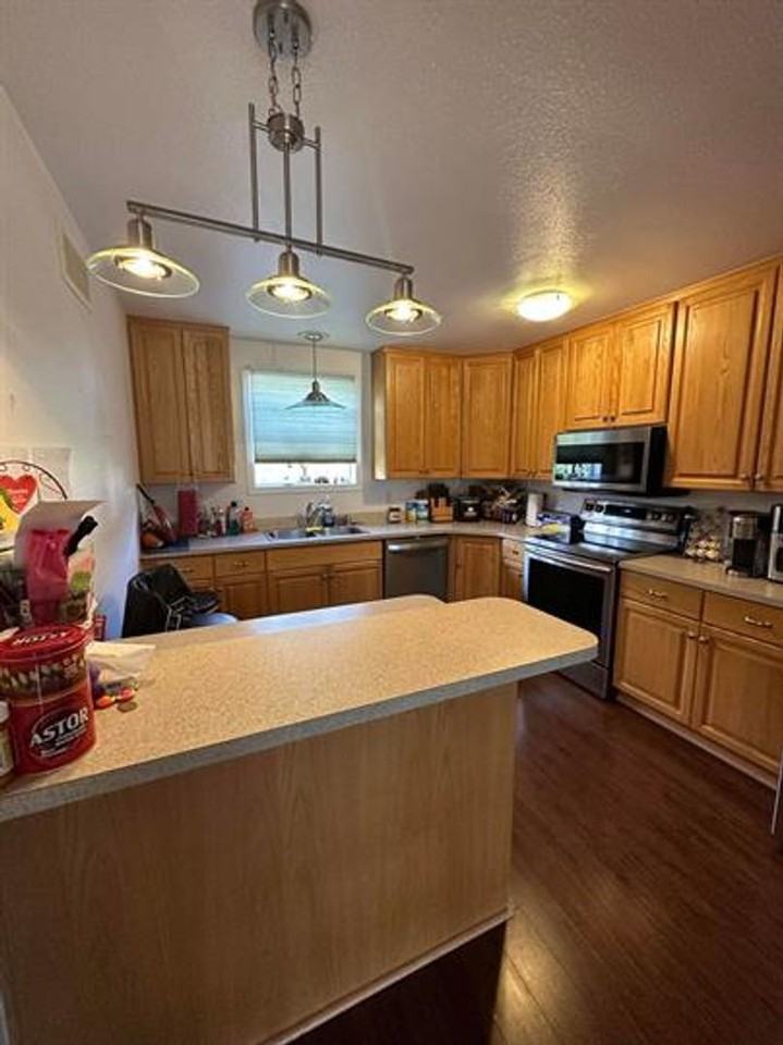 504 W 6th Ave - Photo 7 of 19