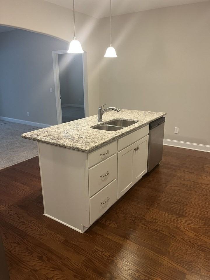 3211 Chaucer Ln - Photo 6 of 27