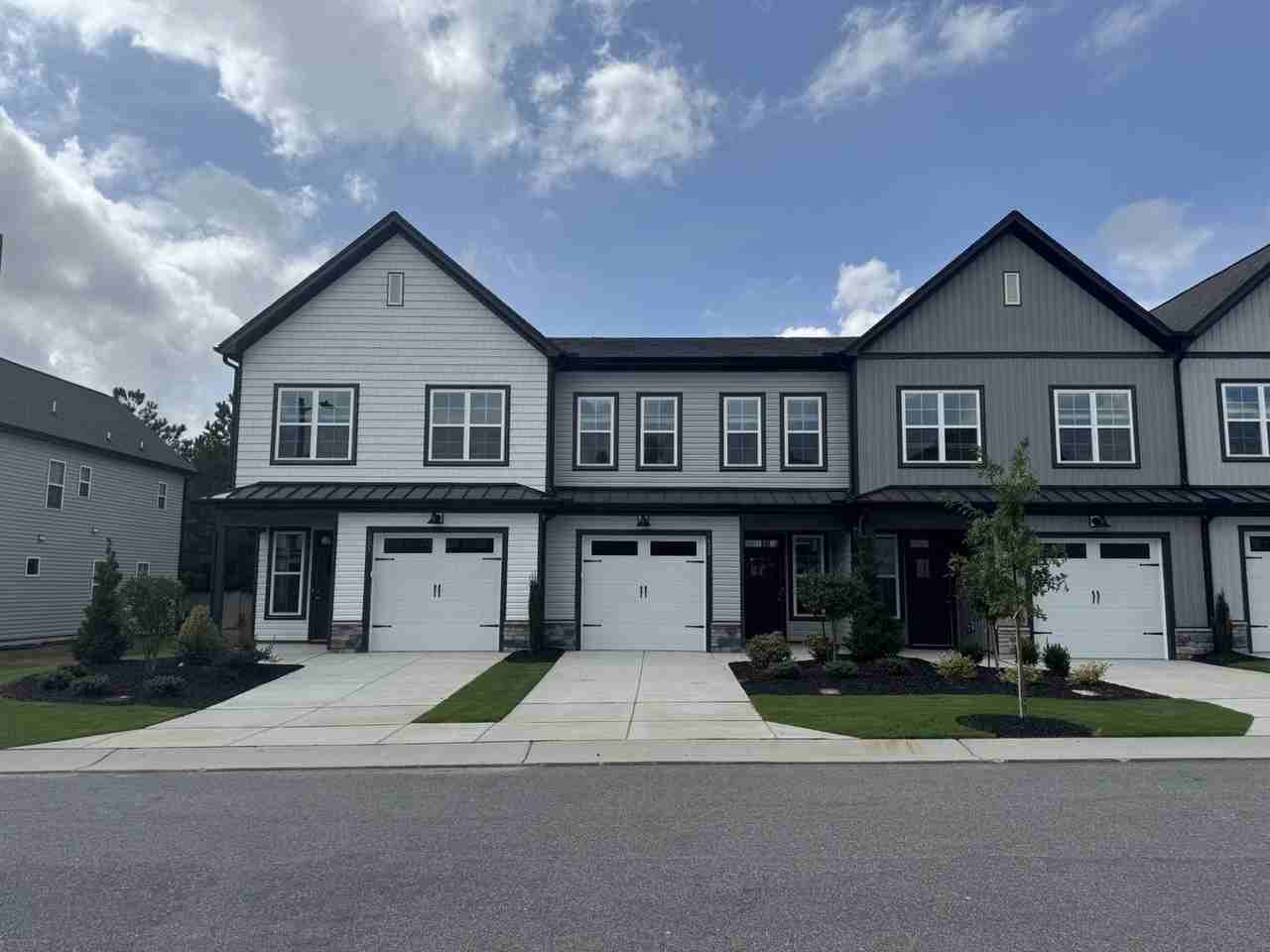 621 Marshskip Way - Photo 2 of 30