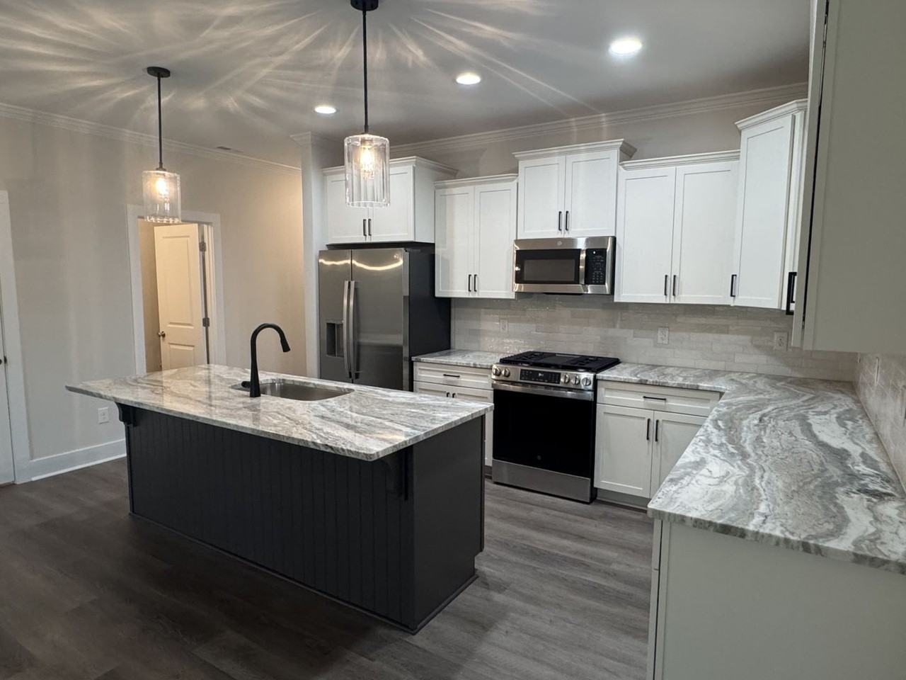 623 Marshskip Way - Photo 7 of 27