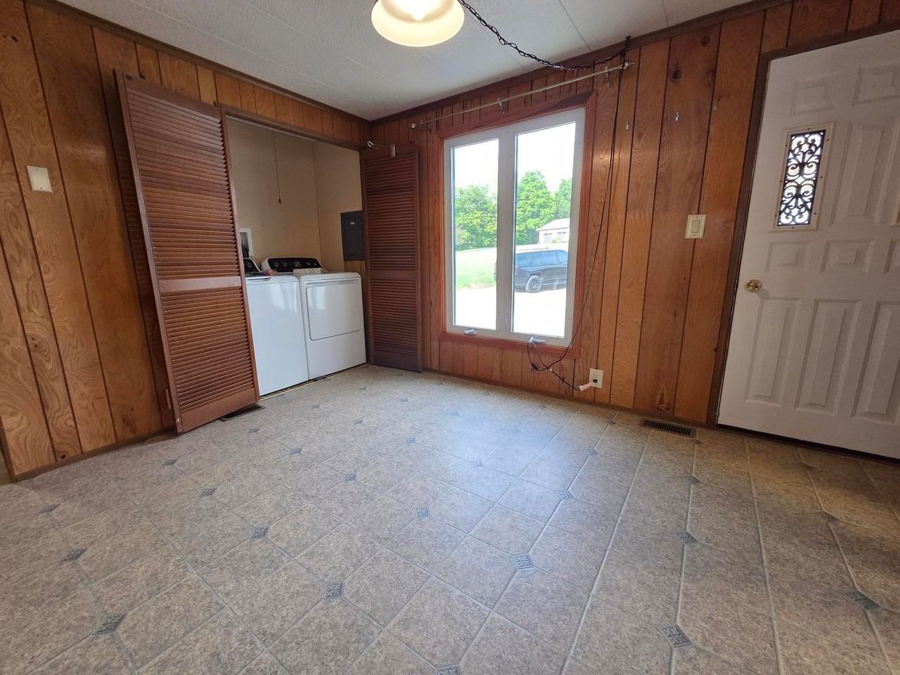 319 County Road 1675 - Photo 4 of 26