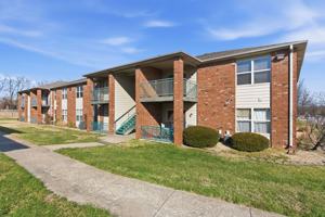 featured image of 2835 S Nettleton Ave