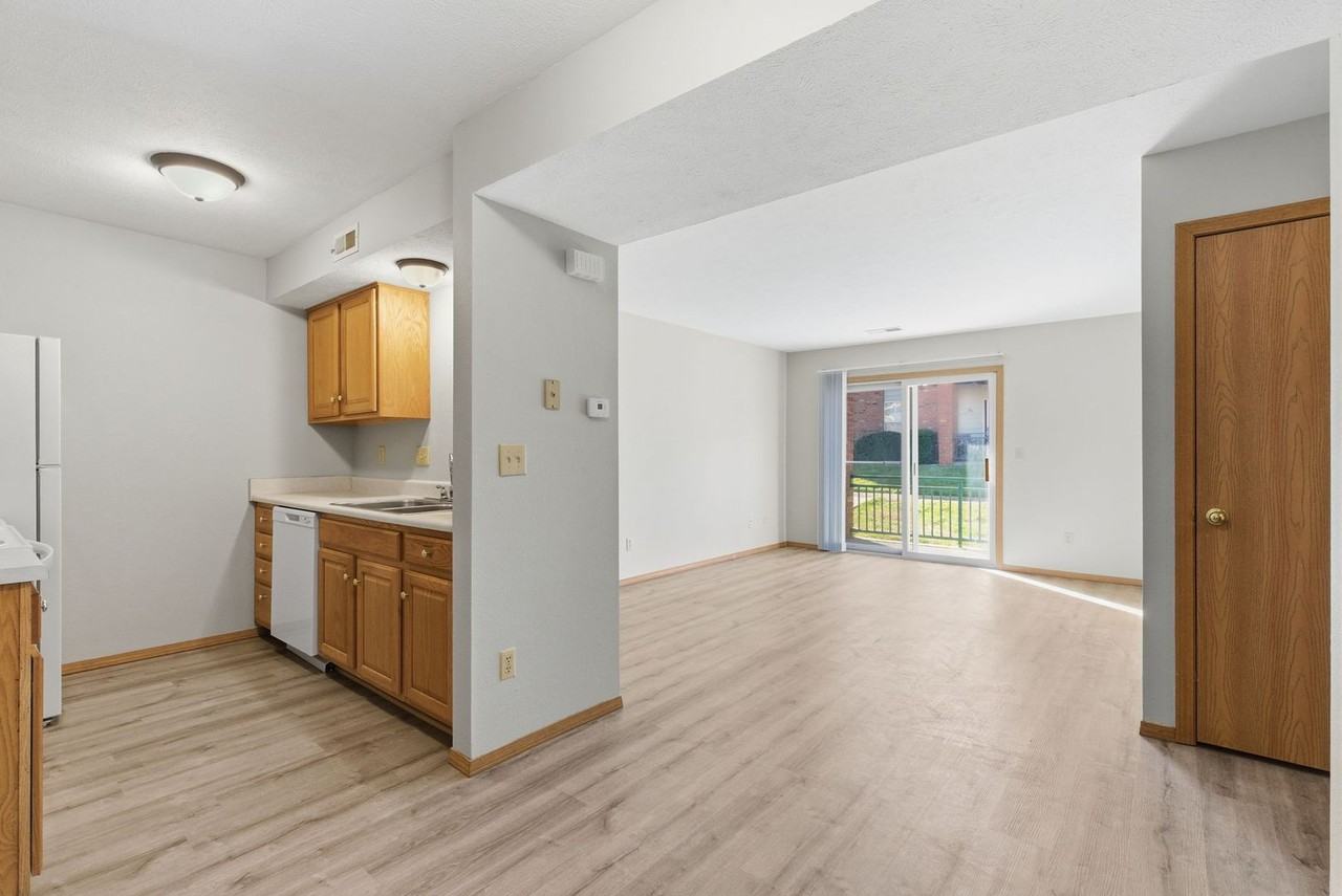 2835 S Nettleton Ave - Photo 7 of 19