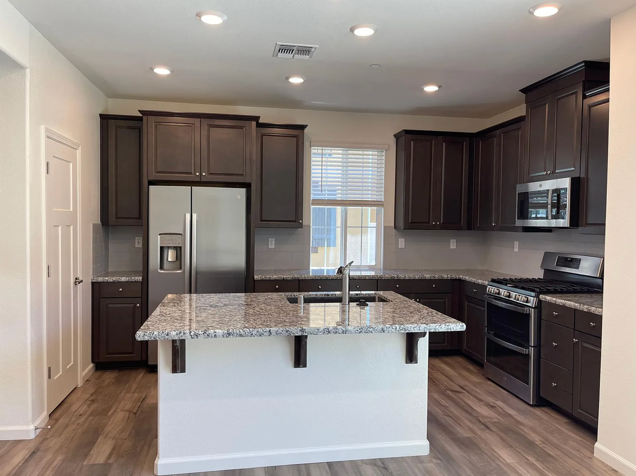 2144 Brave Hawk Loop - Photo 7 of 31