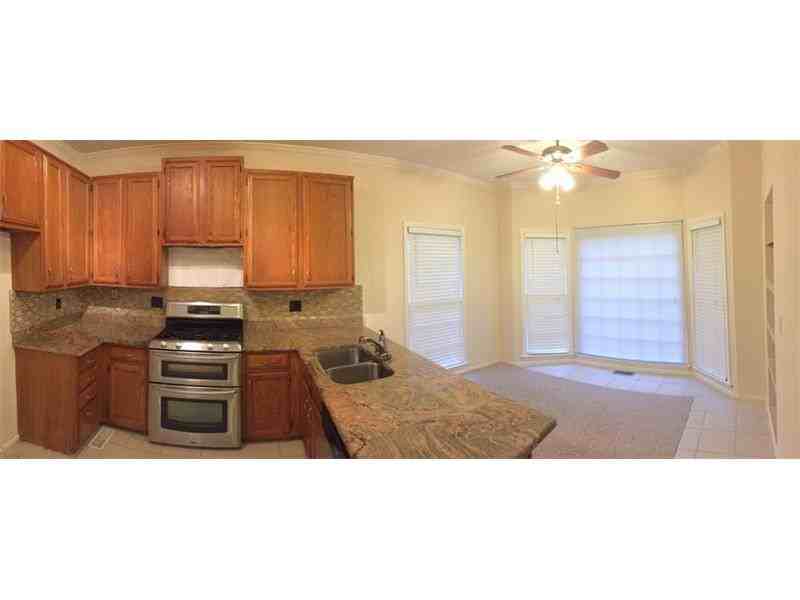 4626 Villa Chase Dr NE - Photo 3 of 22