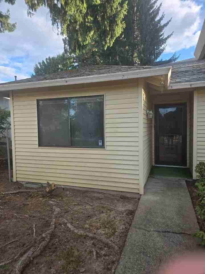 10200 Sw Crystal St - Photo 2 of 34