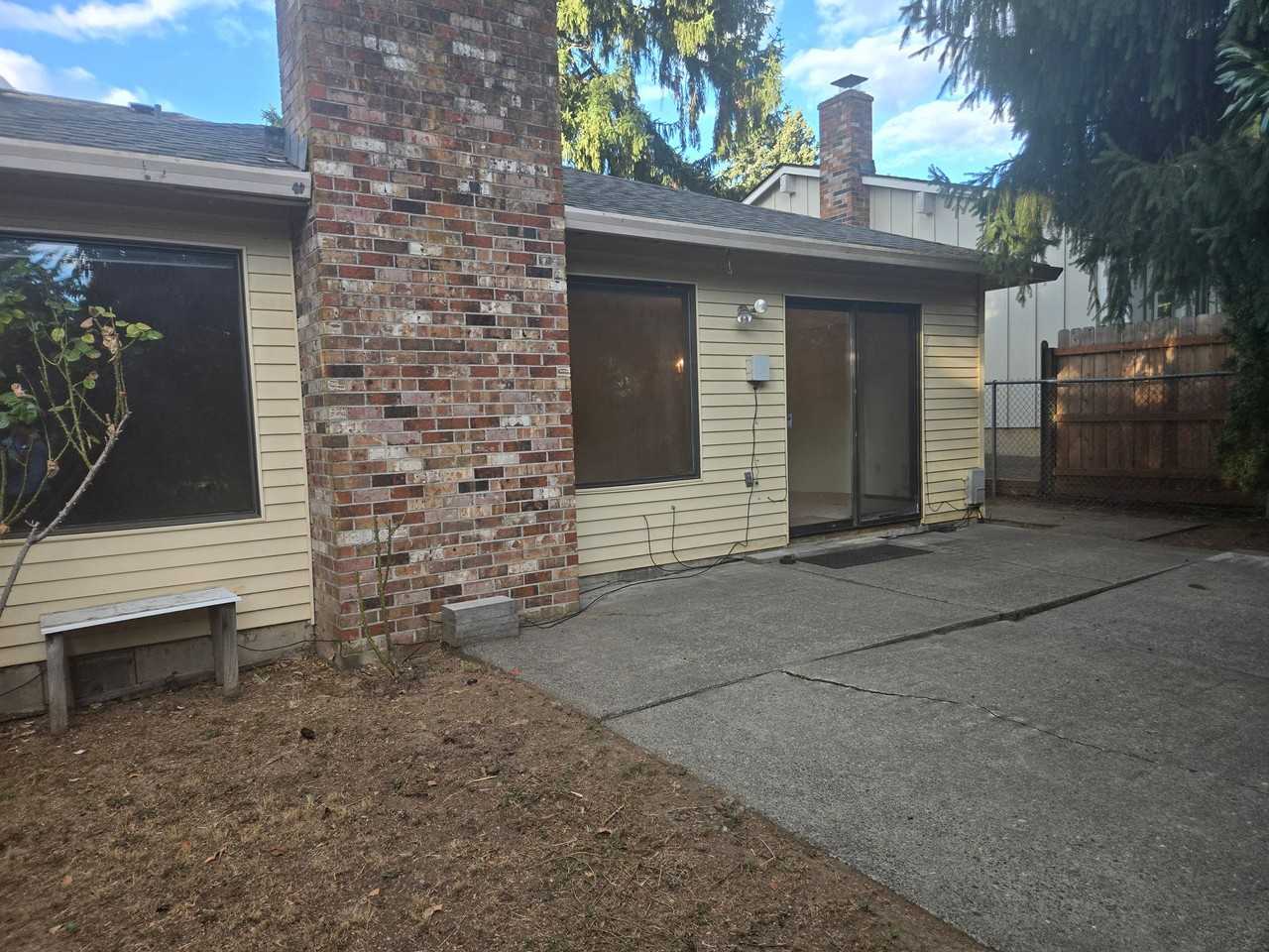 10200 Sw Crystal St - Photo 3 of 34