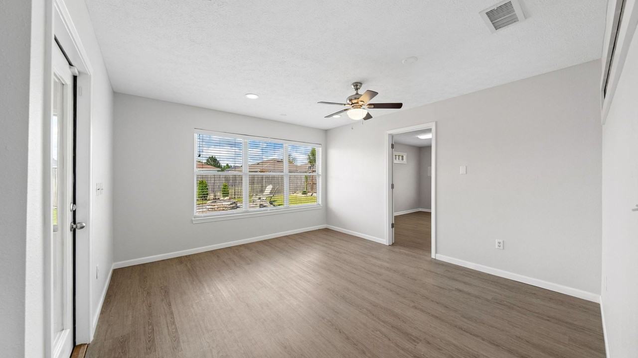 2815 Krystal Leigh Ct - Photo 7 of 38