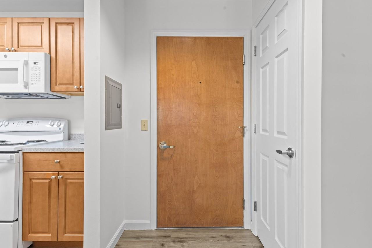 Taft Farm Senior Living - Photo 5 of 50