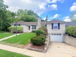 featured image of 3439 S 45th St