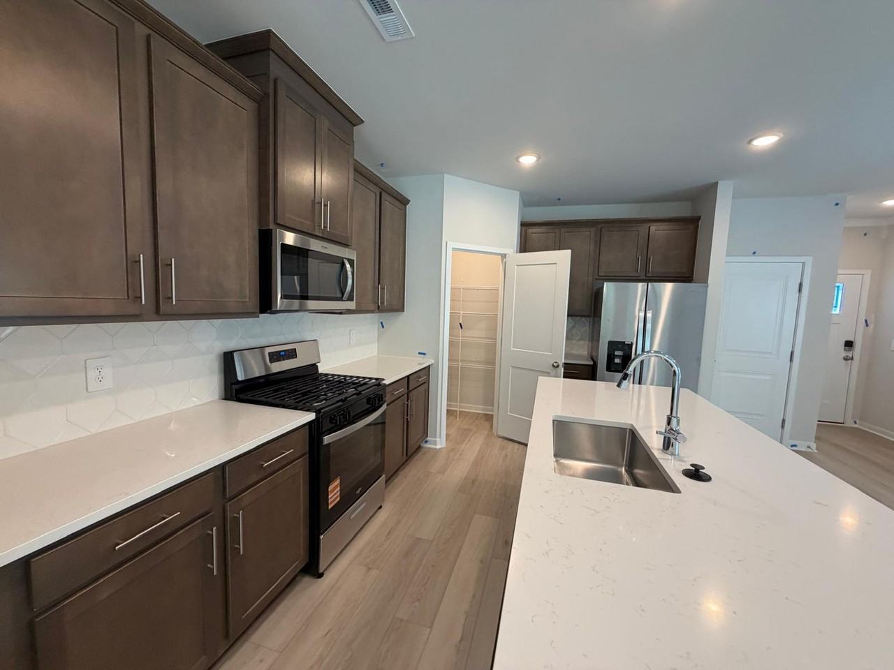 801 Stream View Court #1 - Photo 4 of 28