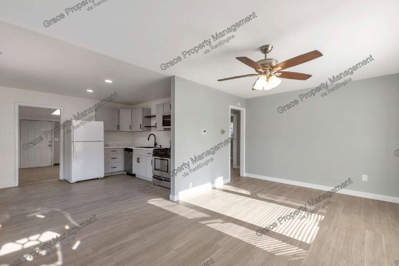 1695 S Raritan St - Photo 6 of 20