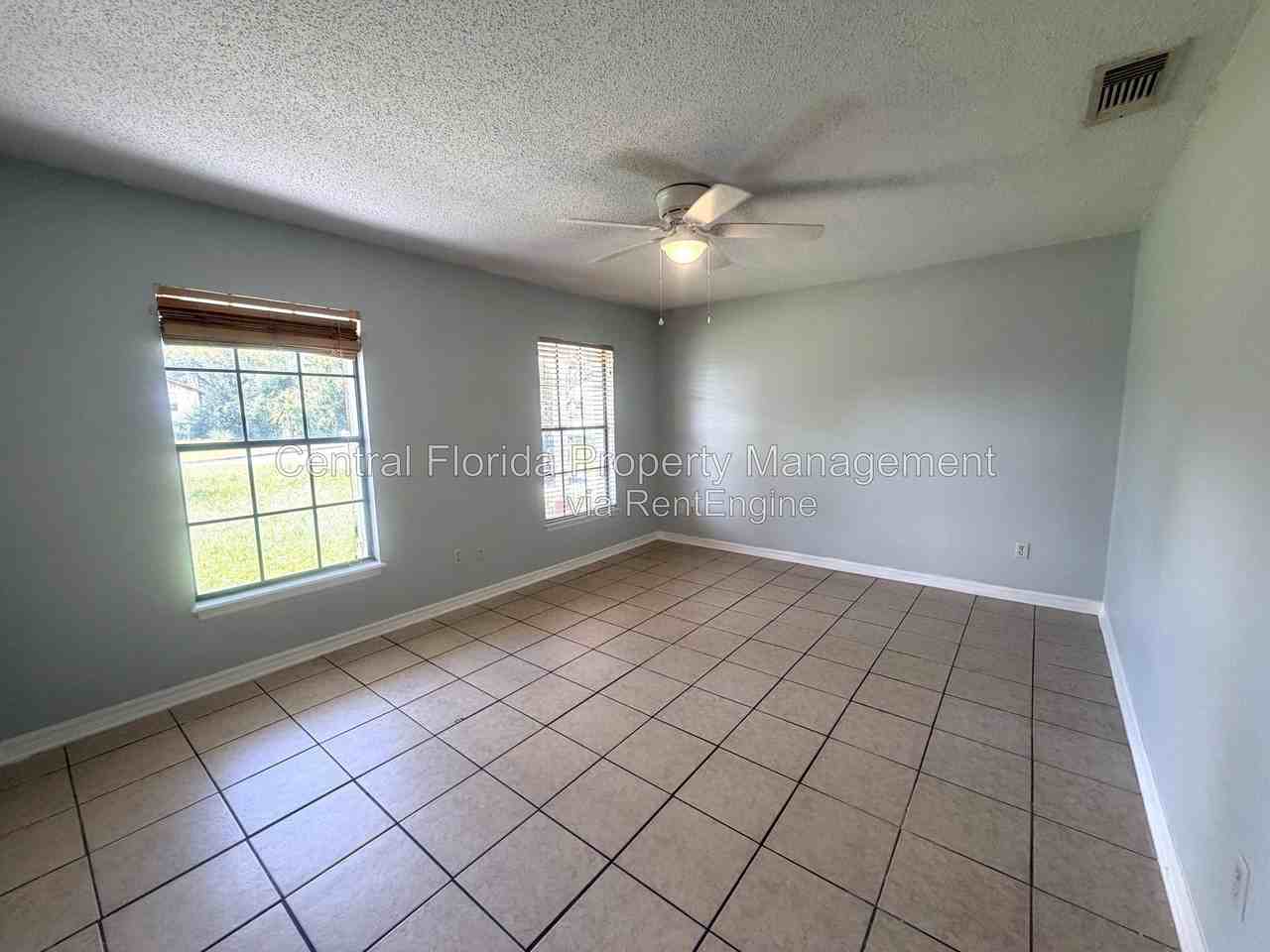 356 W Minneola Ave #1 - Photo 3 of 13