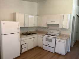 featured image of 600 Park Ave #19B