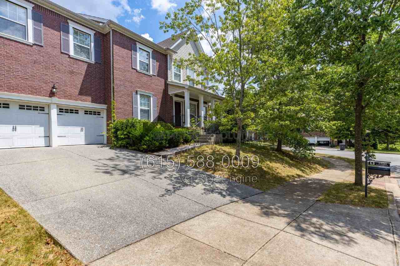 1400 Flemings Ct - Photo 2 of 39