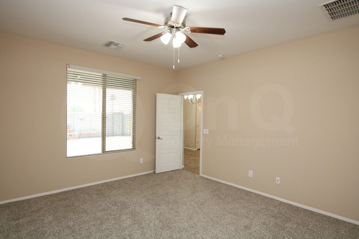 22236 N 104th Ln - Photo 6 of 17