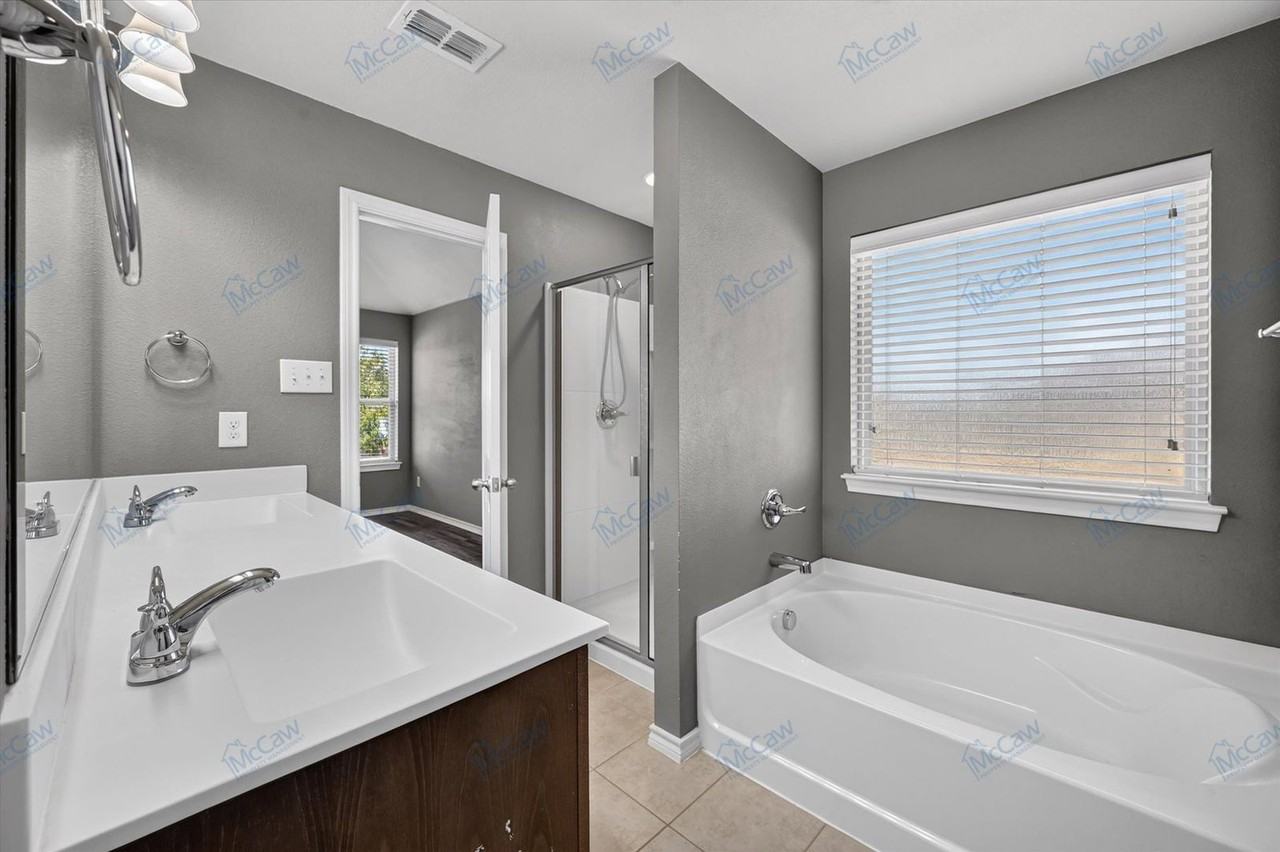 12000 Castleford Way - Photo 5 of 20