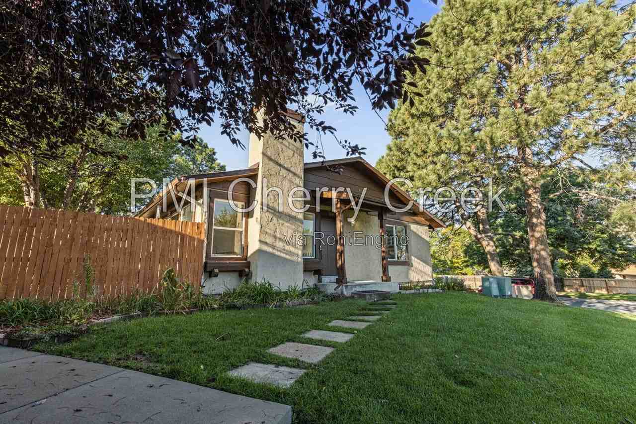 3808 S Evanston St - Photo 7 of 32